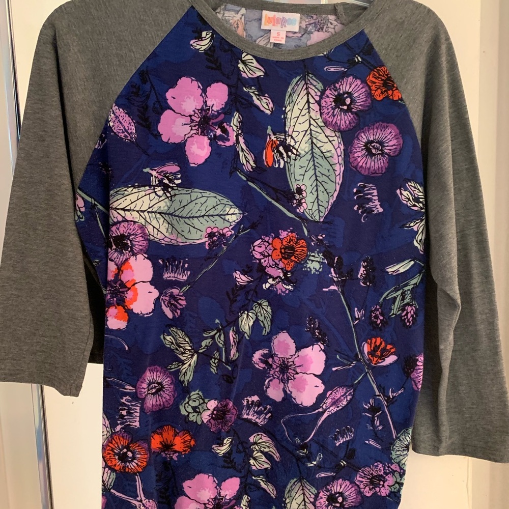 Lularoe Randy Small flowers